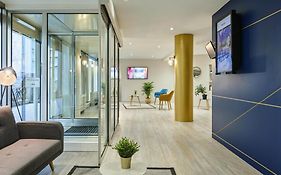 Residence Mercure Paris La Defense Grande Arche